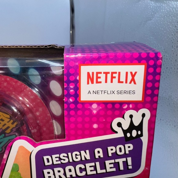 Karmas World Create Carry Creativity Set Boombox Activity Pad Markers Stickers - Picture 9 of 10